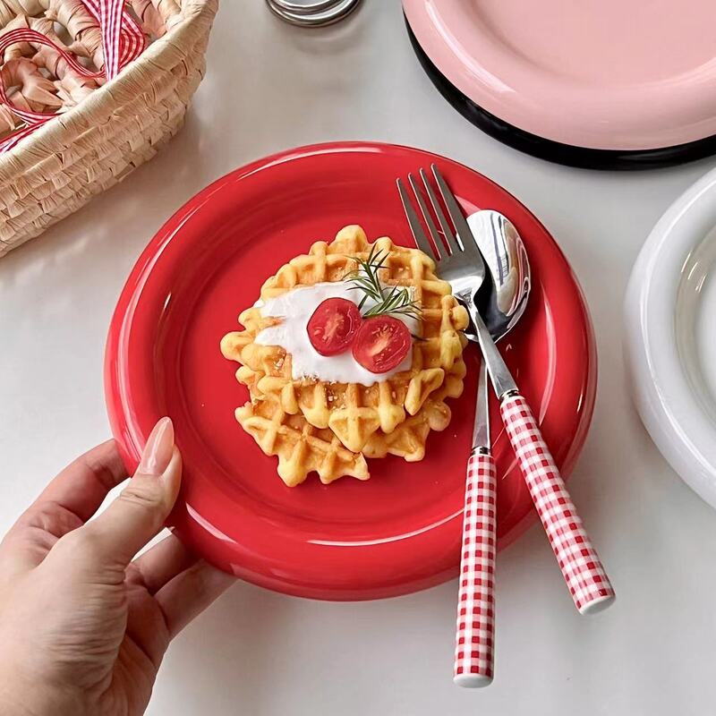 Ins - style Round Ceramic Food Plates. Thick - edged, creative Nordic tableware. Ideal for dessert, steak, pasta.