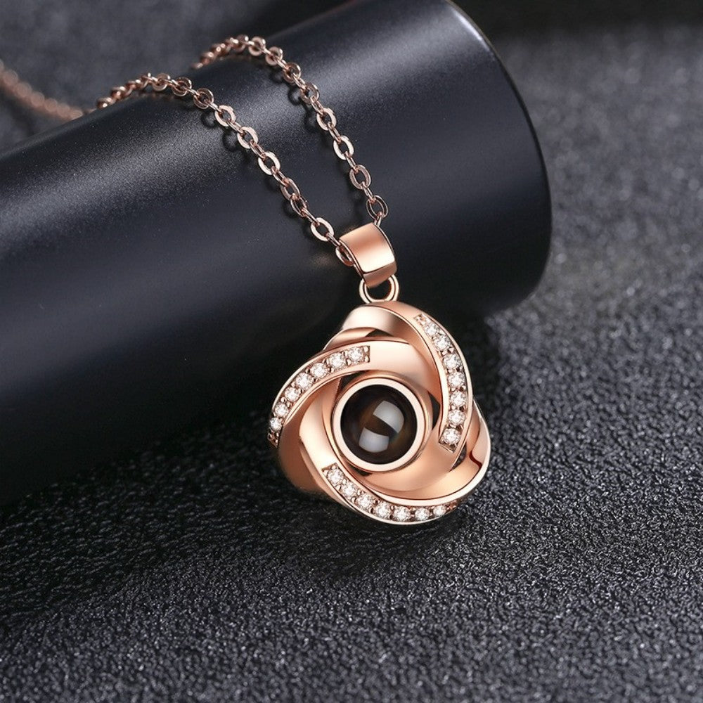 100 languages, I love you. Projection necklace, simple and fashionable, spiral pendant, collarbone chain