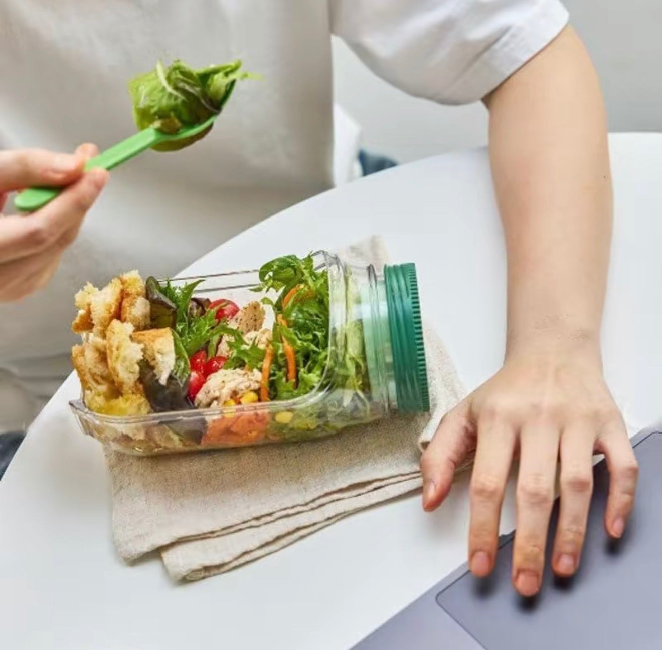 MealFresh Salad Container